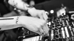 SLUSH - (SLVL B2B USH)